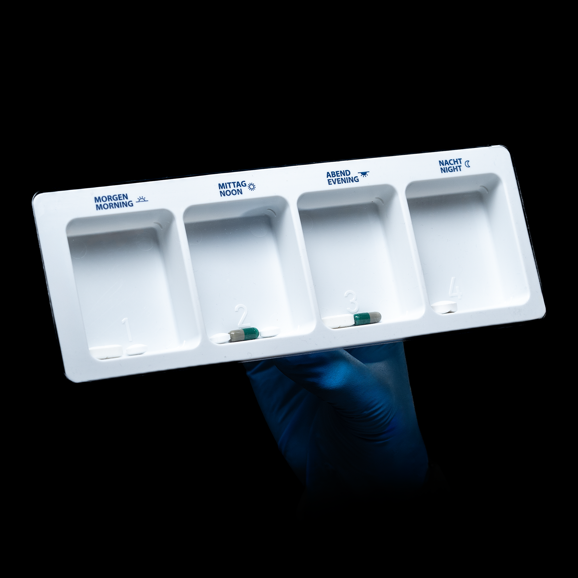 09180-W-XL MC Dozator lijekova " SPEZIAL" bijeli